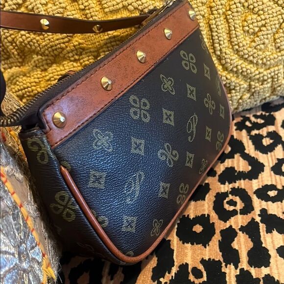 Stylish Black and Brown Designer Shoulder Bag - Picture 5 of 11